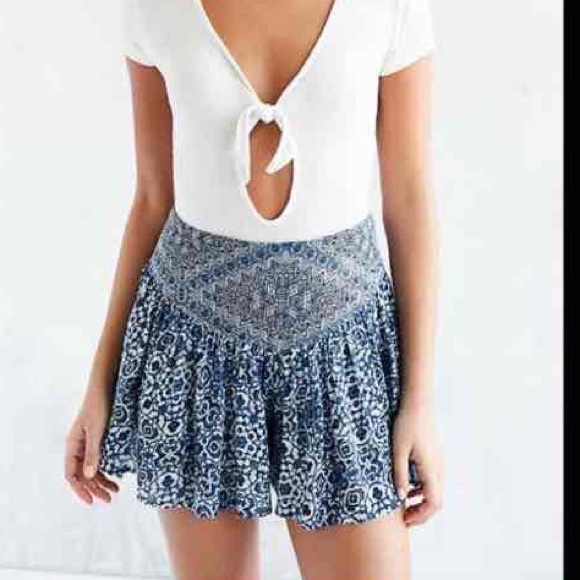 Urban Outfitters Pants - BOG pattern shorts from urban